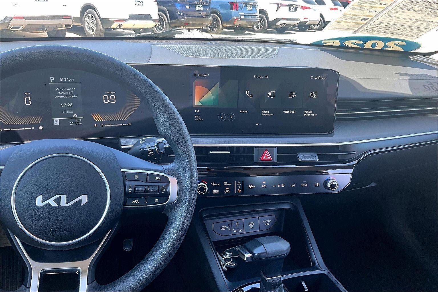 Used 2025 Kia K5 LXS FWD image 9