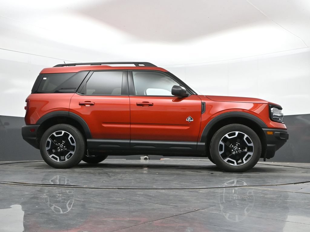 Used 2023 Ford Bronco Sport Outer Banks w/ Tech Package AWD/4WD image 42