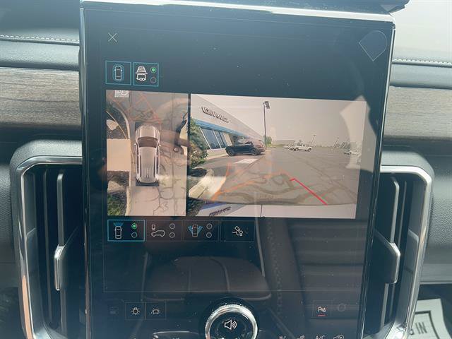 New 2026 GMC Acadia Denali Ultimate w/ LPO, Floor Liner Package AWD/4WD image 22