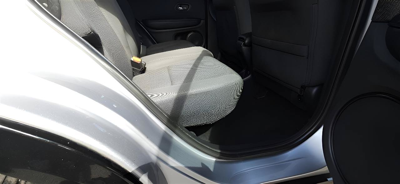 Used 2019 Honda HR-V Sport image 28