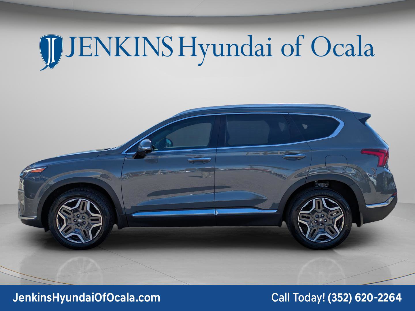 Certified 2023 Hyundai Santa Fe Limited w/ Cargo Package image 7