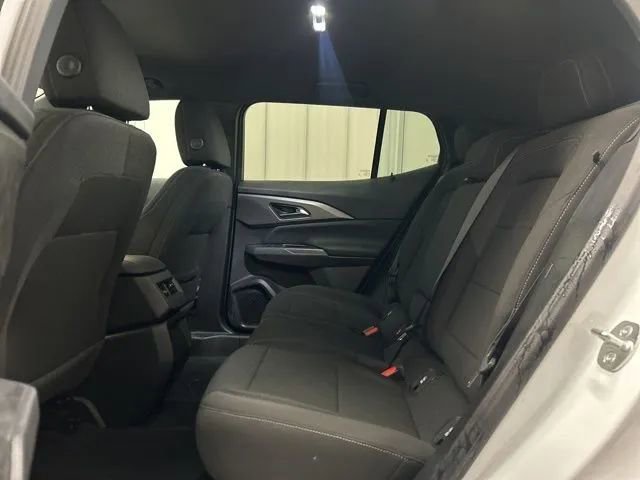 Used 2026 Chevrolet Equinox EV LT image 11