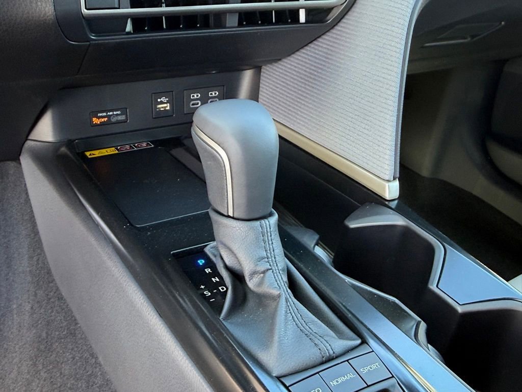Certified 2026 Toyota Camry SE AWD/4WD image 23