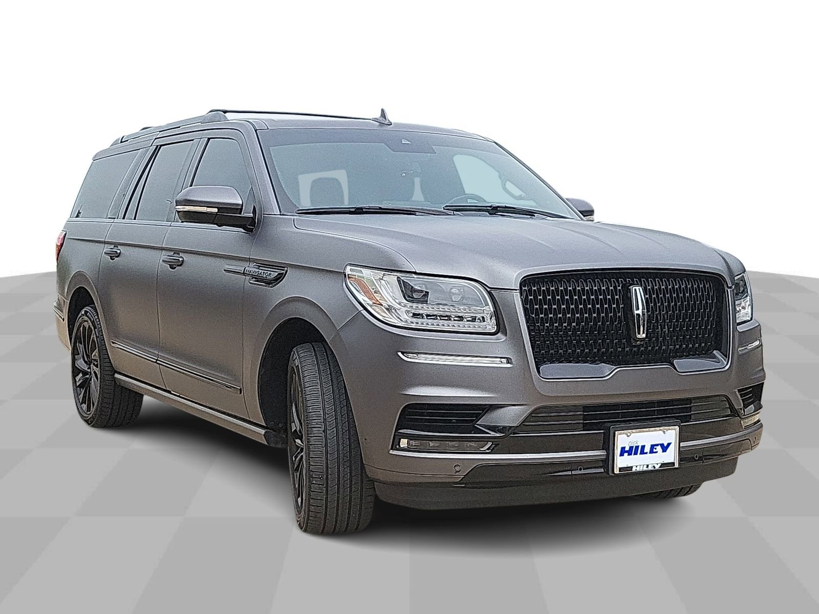 Used 2020 Lincoln Navigator L Reserve w/ Equipment Group 208A Reserve AWD/4WD image 2