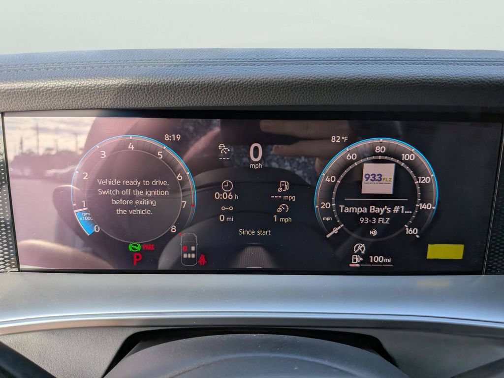 New 2026 Volkswagen Tiguan SE R-Line FWD image 28