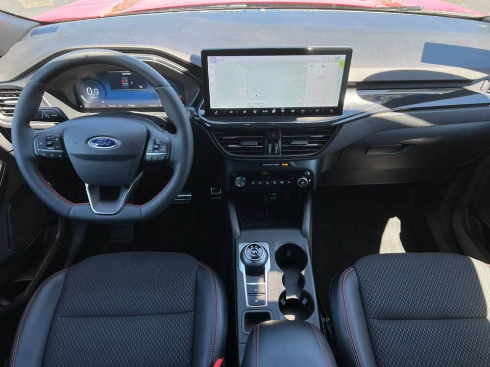 Certified 2023 Ford Escape ST-Line Elite AWD/4WD image 3