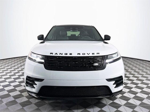 New 2026 Land Rover Range Rover Velar Dynamic SE image 2