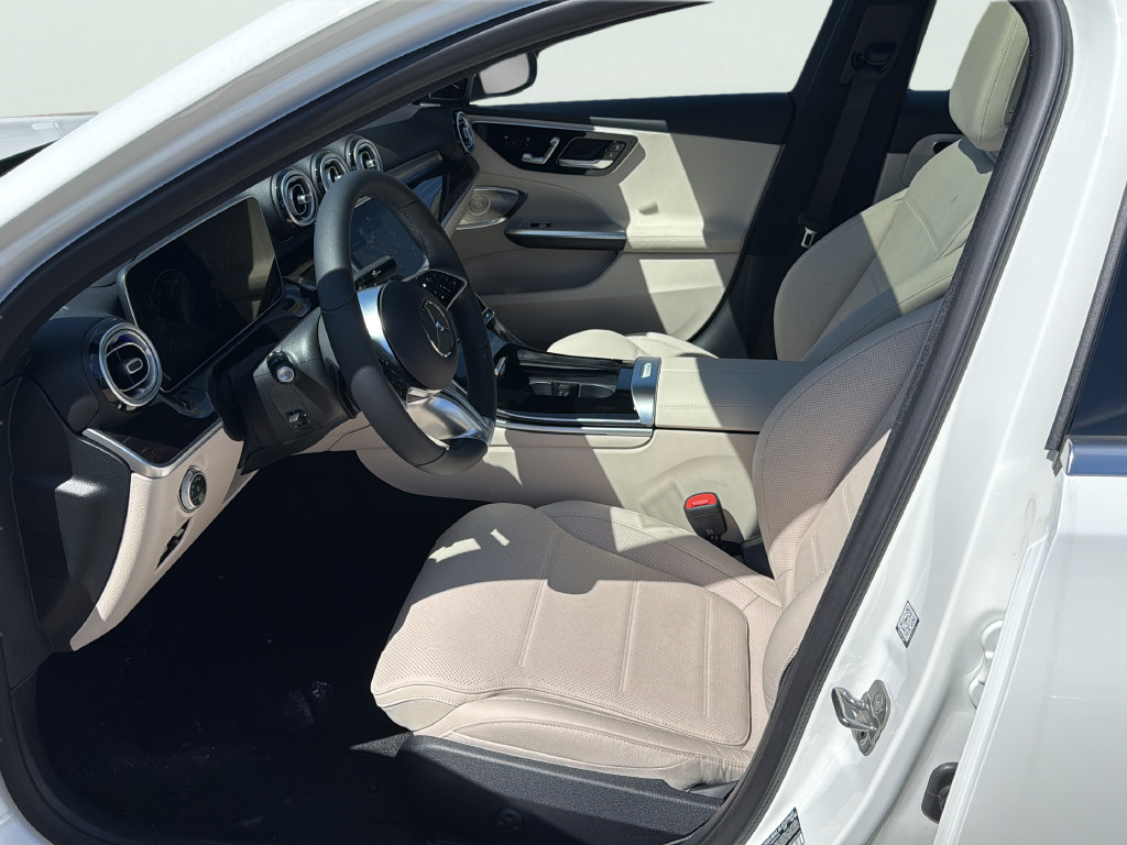 Used 2026 Mercedes-Benz C 300 4MATIC Sedan image 19