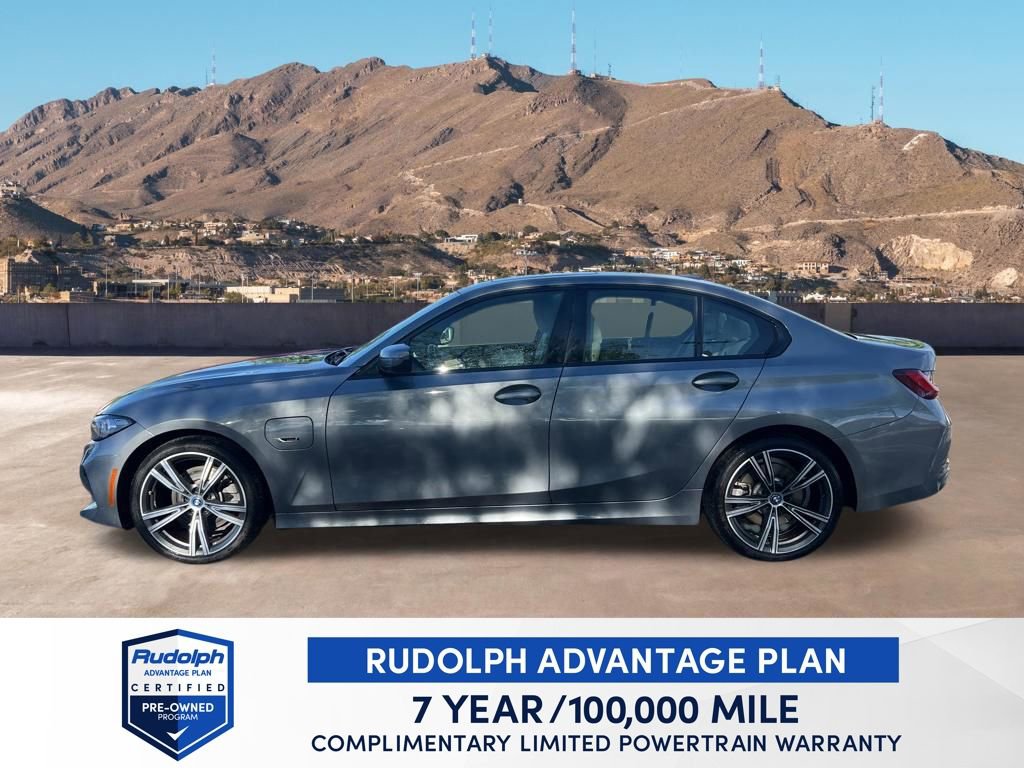 Used 2023 BMW 330e w/ Premium Package RWD image 3