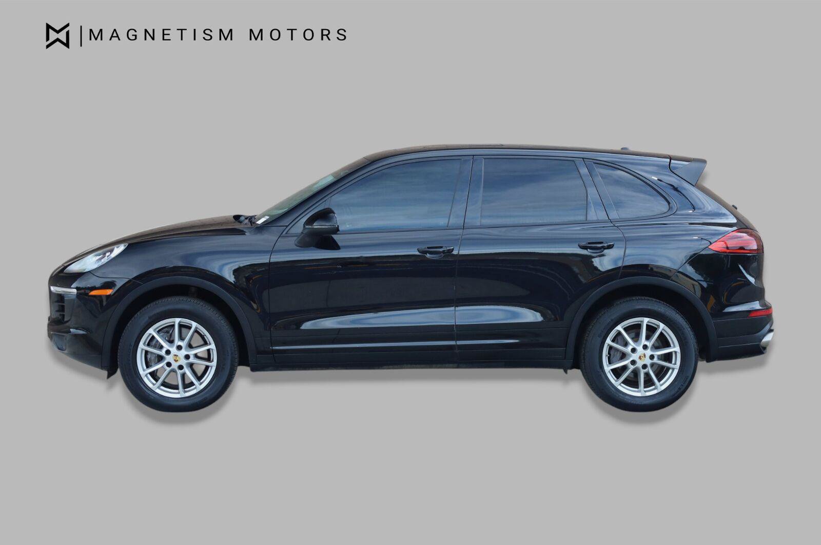 Used 2018 Porsche Cayenne AWD/4WD image 2
