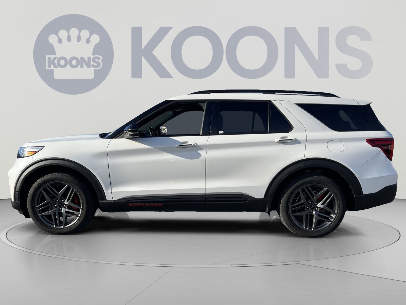 Used 2021 Ford Explorer ST w/ Equipment Group 401A AWD/4WD image 2