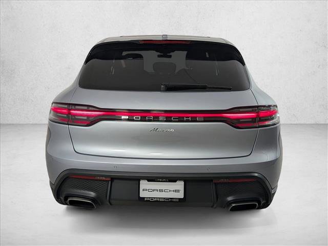 Certified 2025 Porsche Macan Turbo image 10