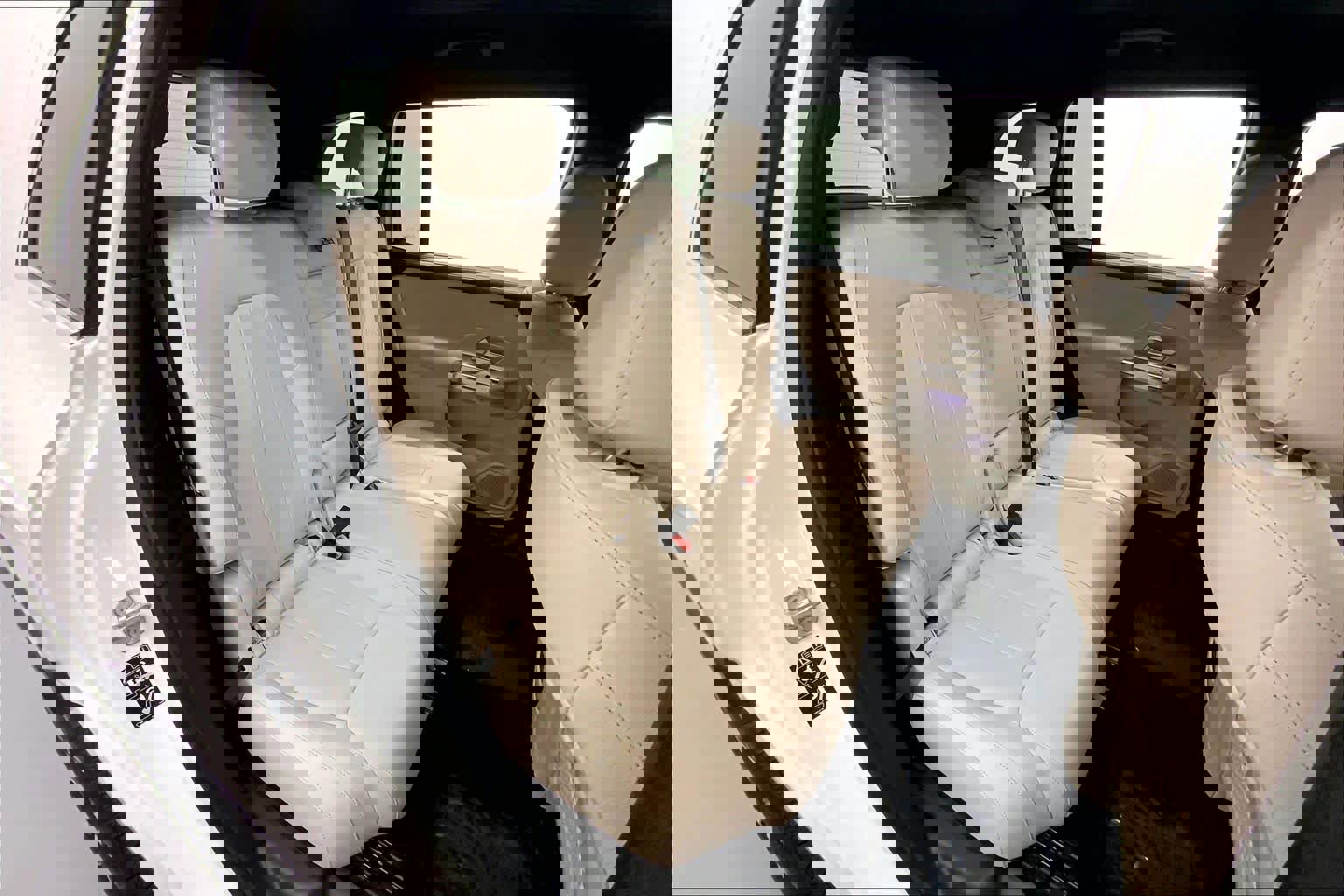 Used 2025 Mercedes-Benz GLB 250 image 14