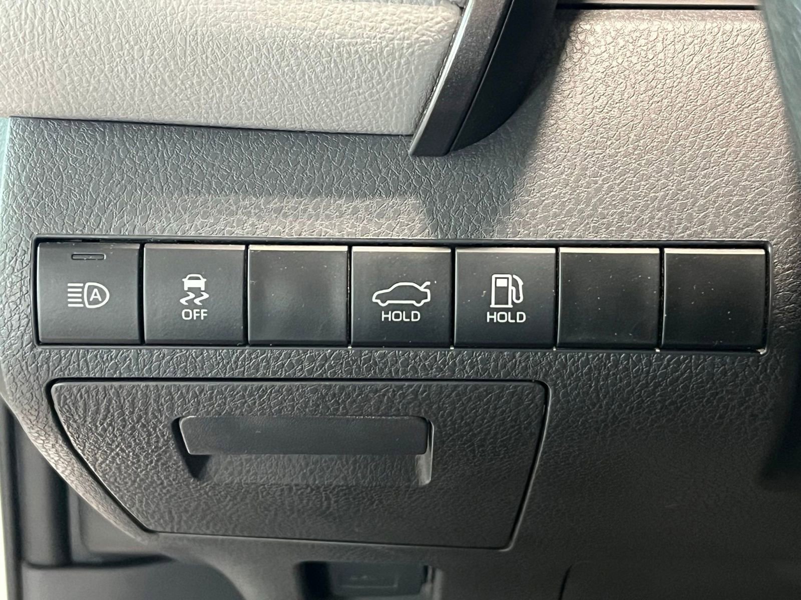 Used 2023 Toyota Camry LE FWD image 29