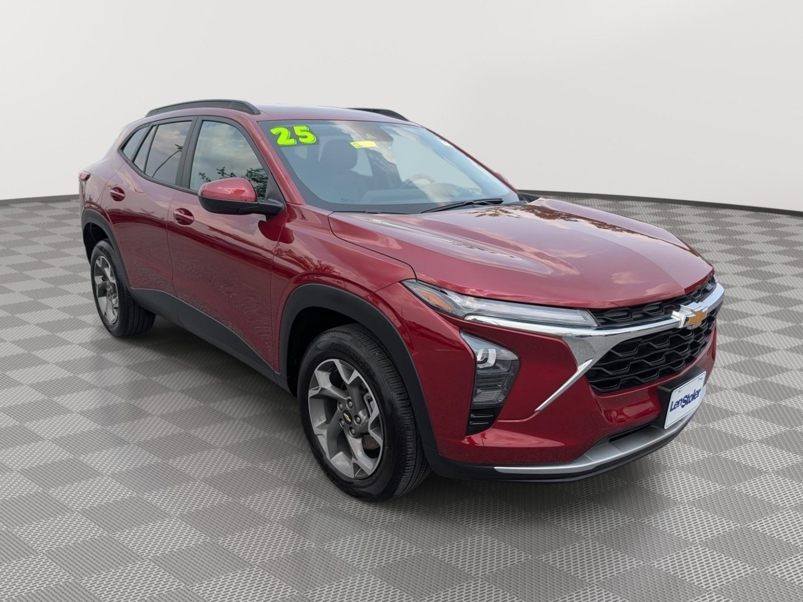 Used 2025 Chevrolet Trax LT w/ Driver Confidence Package FWD image 7