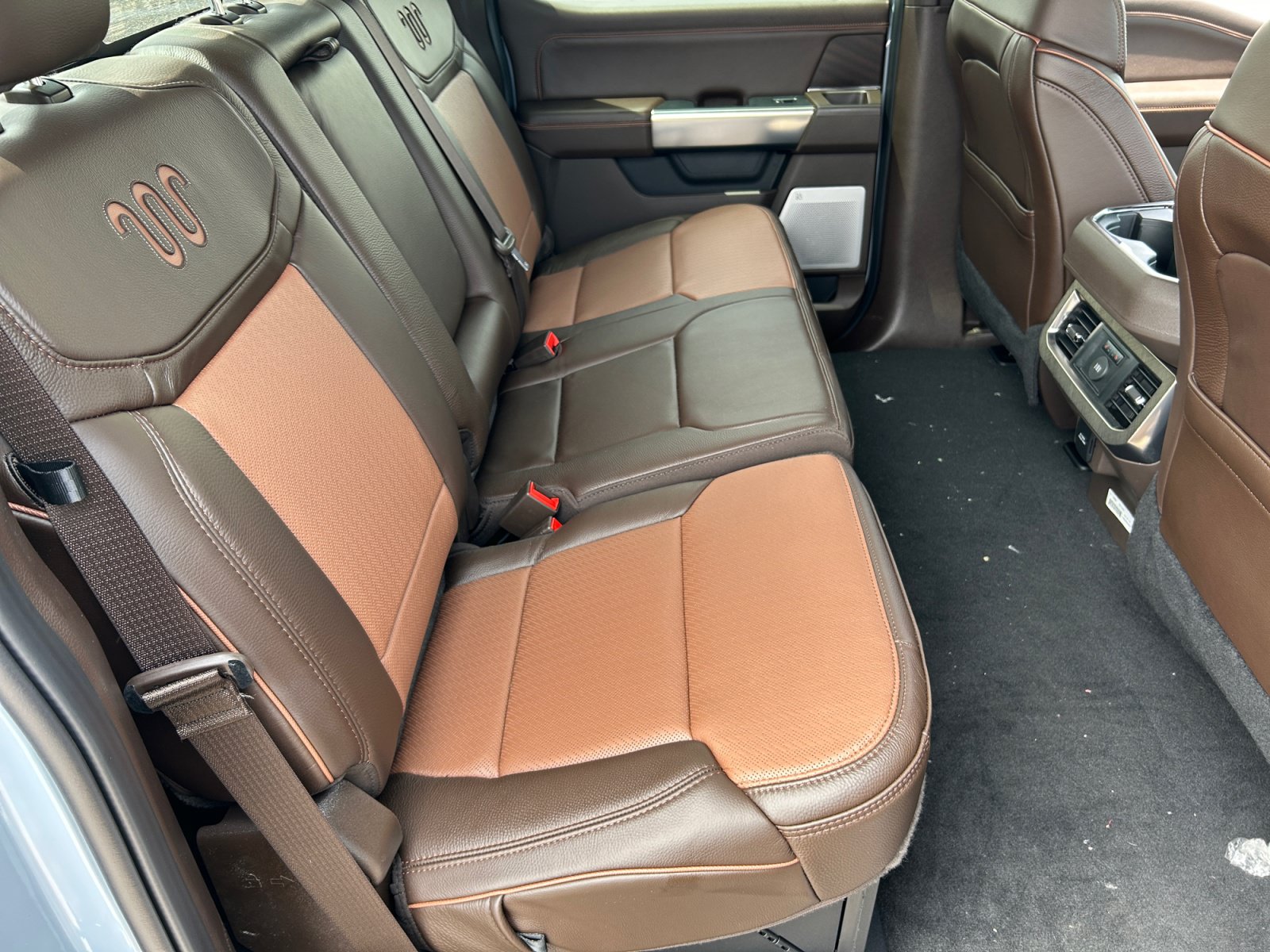 New 2026 Ford F250 King Ranch w/ Chrome Package AWD/4WD image 18