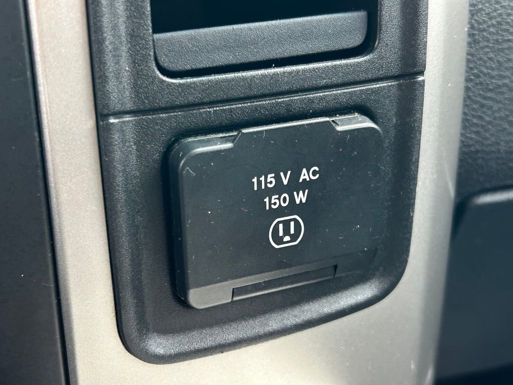 Used 2018 RAM 1500 Lone Star image 26