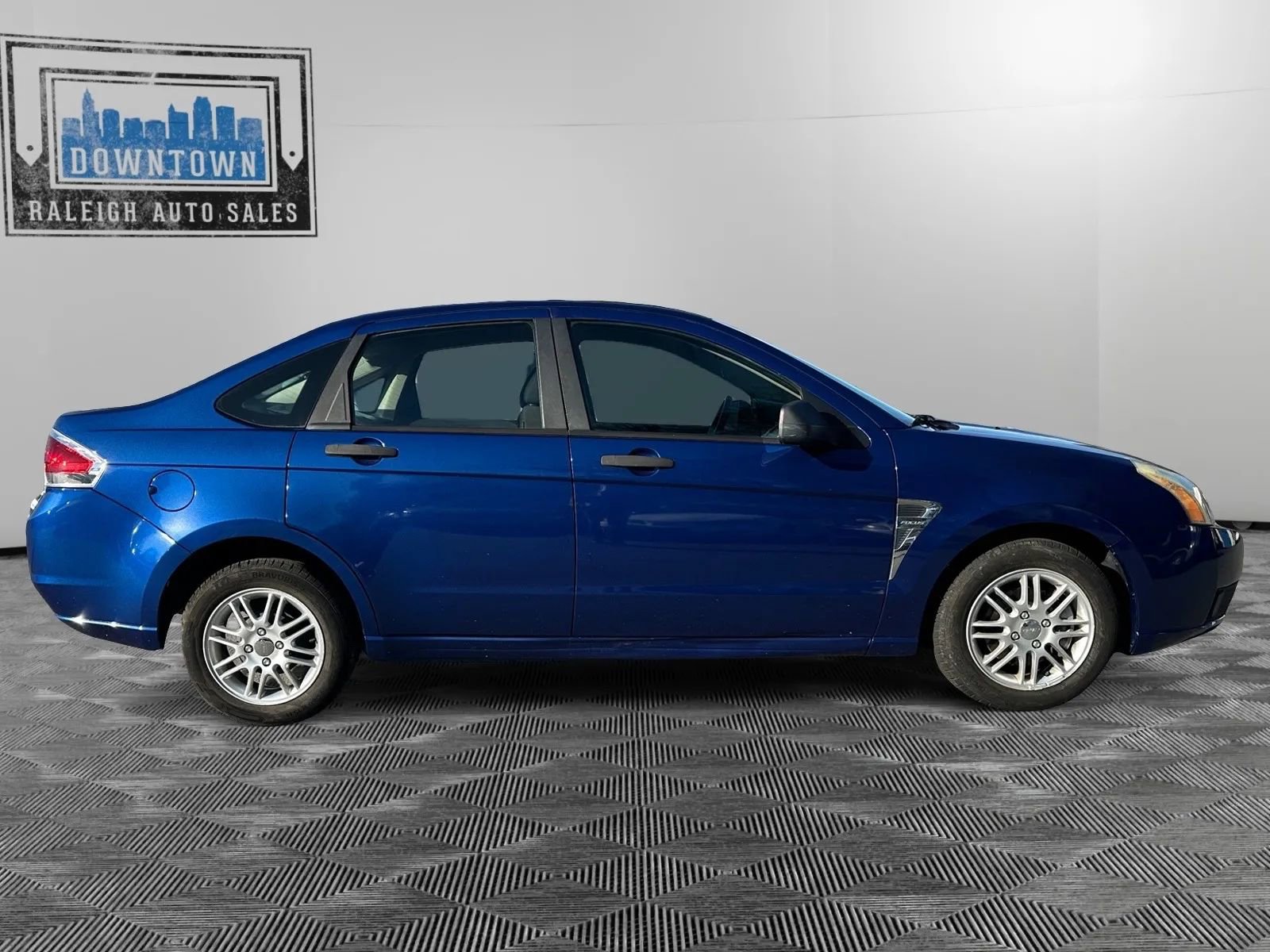 Used 2008 Ford Focus SE image 6