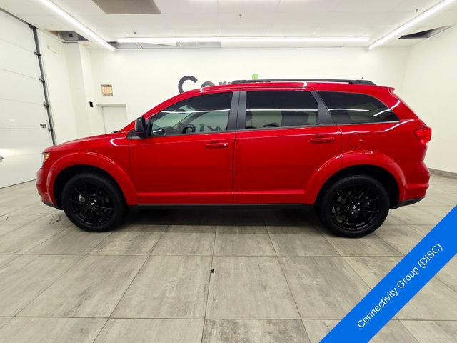 Used 2018 Dodge Journey SXT w/ Blacktop Package FWD video 2