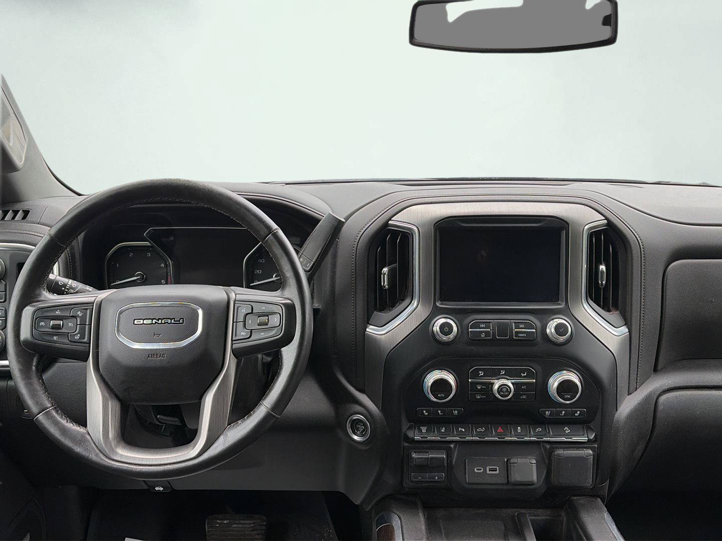 Used 2023 GMC Sierra 3500 Denali AWD/4WD image 2