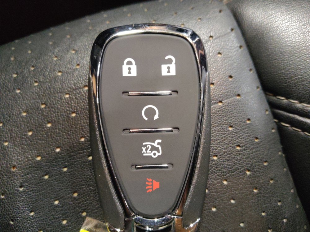 Used 2017 Chevrolet Sonic Premier image 32