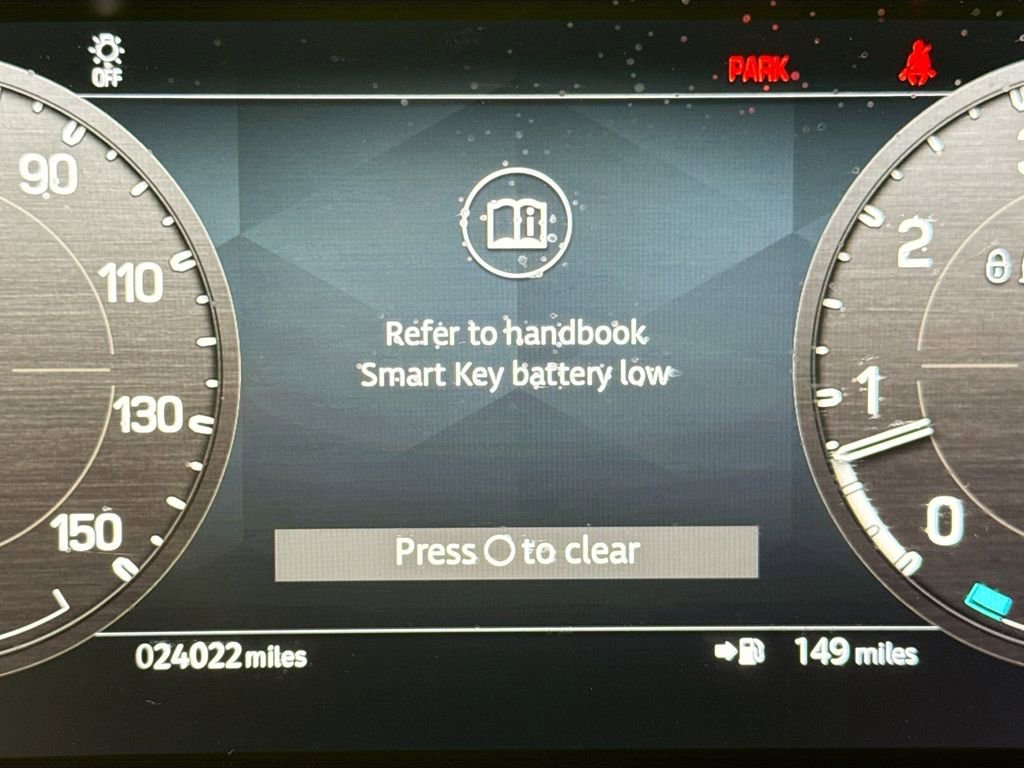 Used 2023 Land Rover Defender 110 S image 11