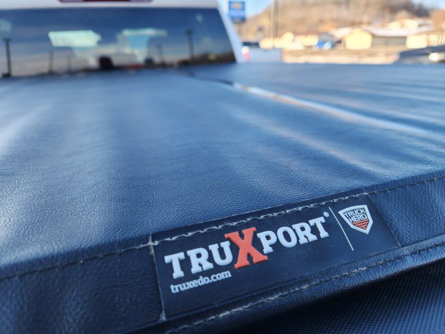 Used 2022 GMC Sierra 1500 Elevation image 24