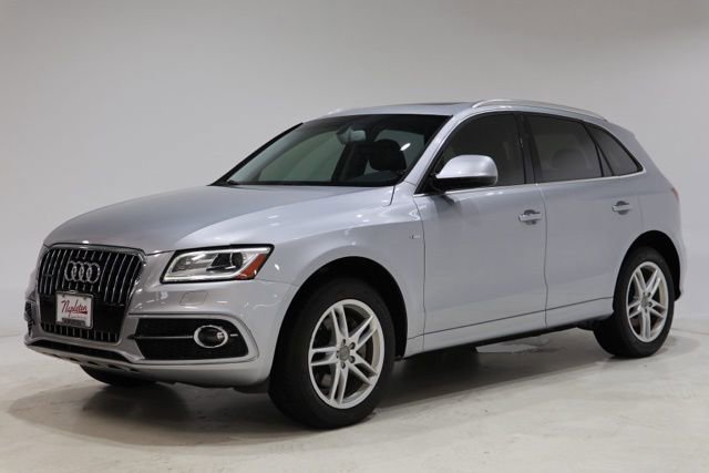 Used 2016 Audi Q5 3.0T Premium Plus w/ Technology Package AWD/4WD image 3