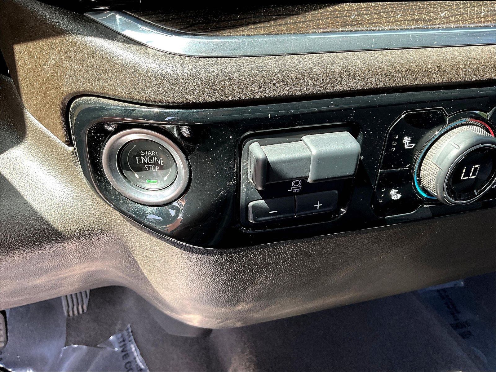 Used 2024 Chevrolet Silverado 1500 LT w/ Max Trailering Package AWD/4WD image 36