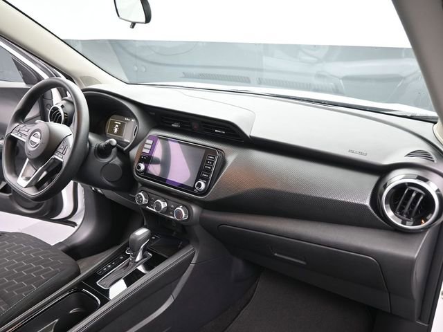 Used 2023 Nissan Kicks SV image 27