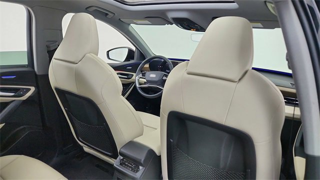 Used 2025 Audi Q6 e-tron Premium Plus w/ Premium Plus image 27