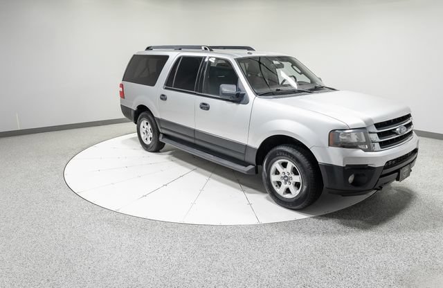 Used 2017 Ford Expedition EL XL w/ Equipment Group 101A AWD/4WD image 30