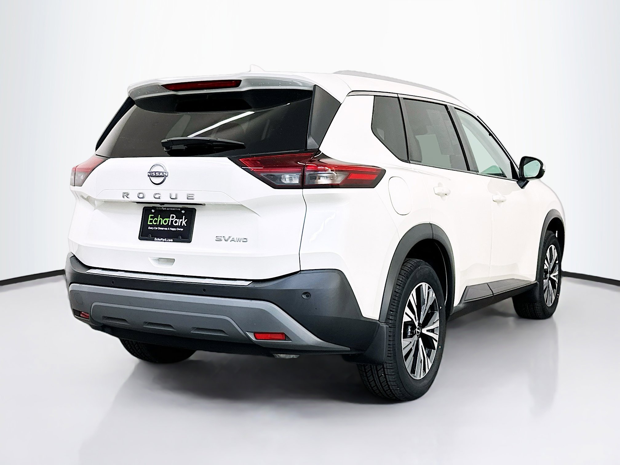 Used 2022 Nissan Rogue SV w/ SV Premium Package image 9