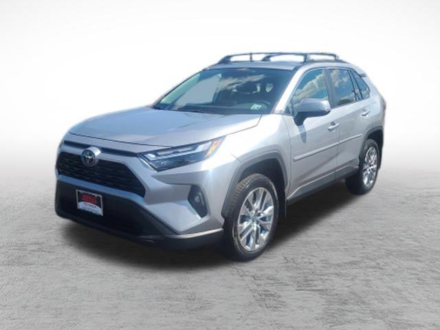 Certified 2023 Toyota RAV4 XLE Premium AWD/4WD image 33