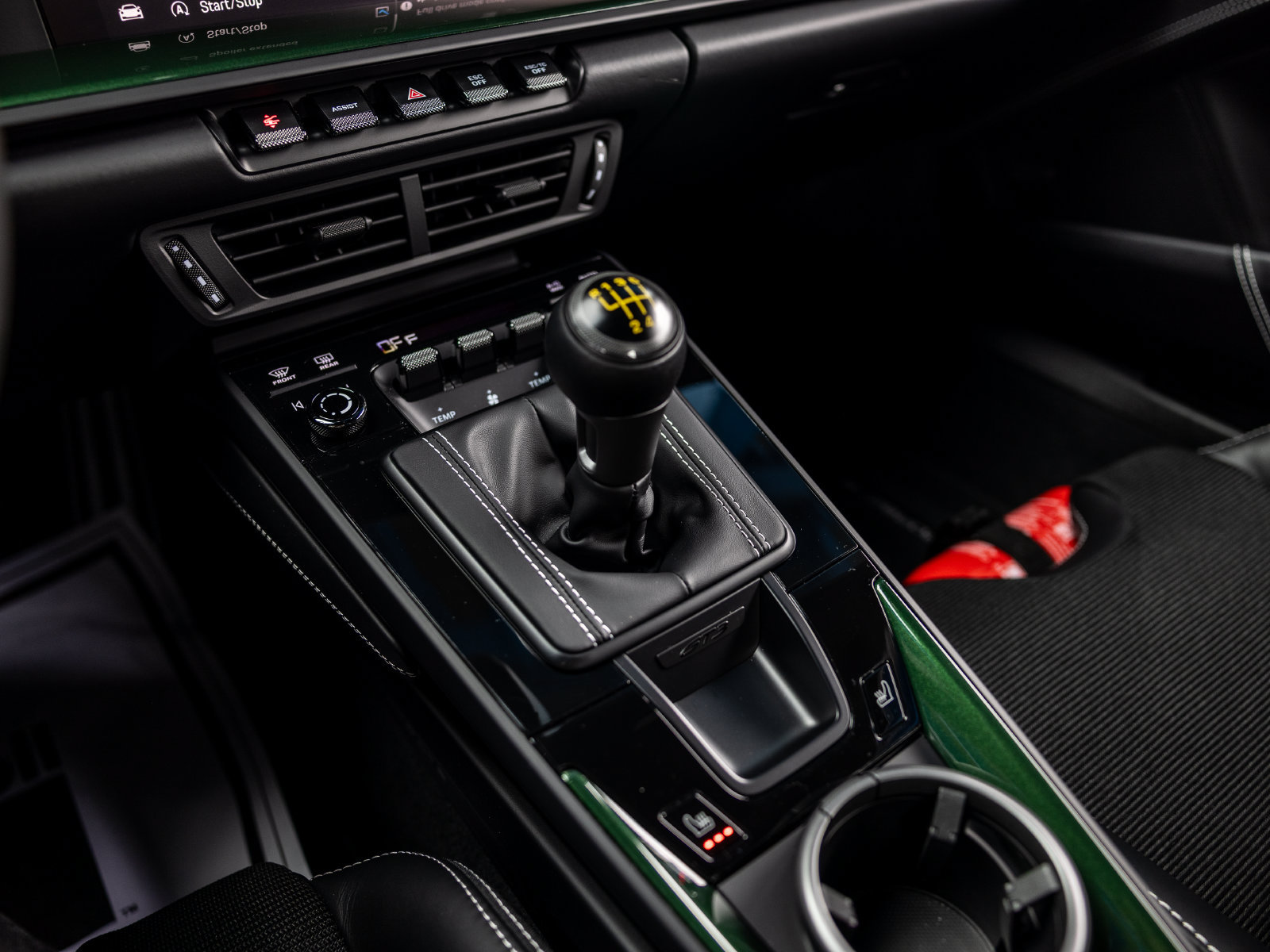 Certified 2025 Porsche 911 GT3 RWD image 35