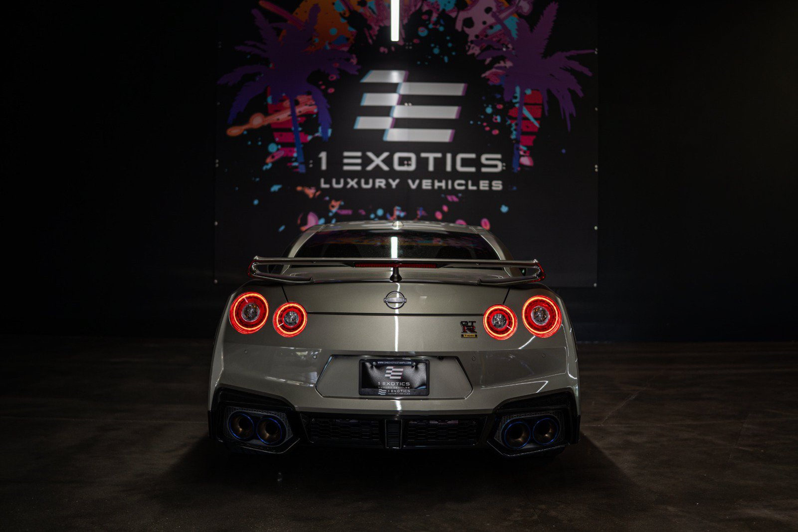 Used 2024 Nissan GT-R w/ Floor Mat Package AWD/4WD image 5