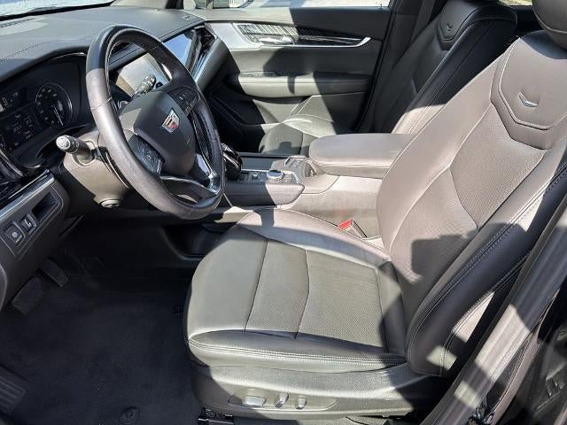 Certified 2024 Cadillac XT6 Premium Luxury FWD image 9