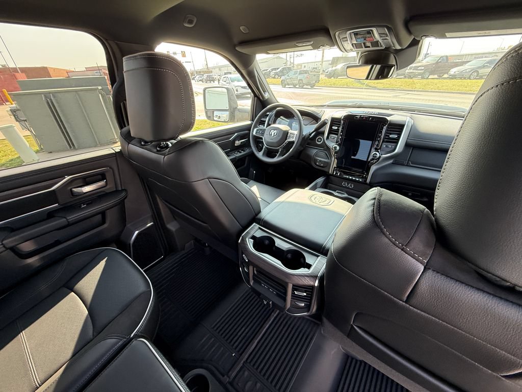 New 2026 RAM 3500 Laramie w/ Night Edition AWD/4WD image 17