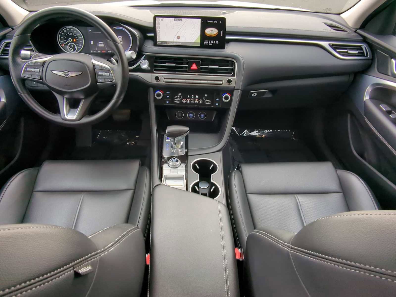 Used 2024 Genesis G70 2.5T image 16