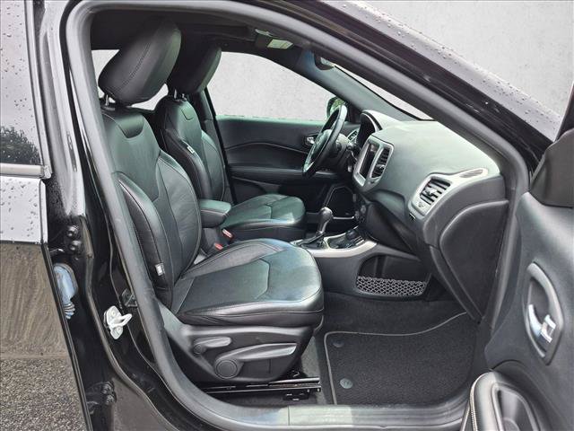 Used 2021 Jeep Compass Latitude w/ Sun and Sound Group AWD/4WD image 21