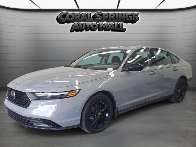 Certified 2025 Honda Accord SE image 3