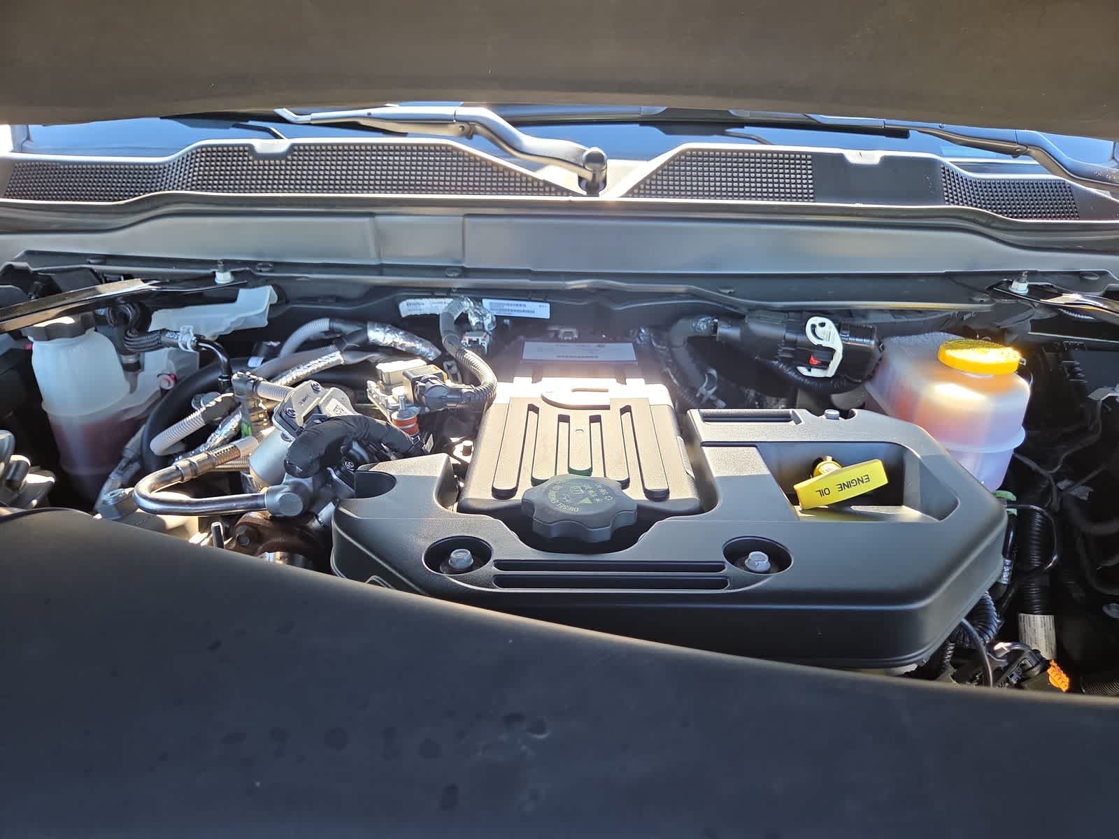 Used 2025 RAM 2500 Limited AWD/4WD image 17