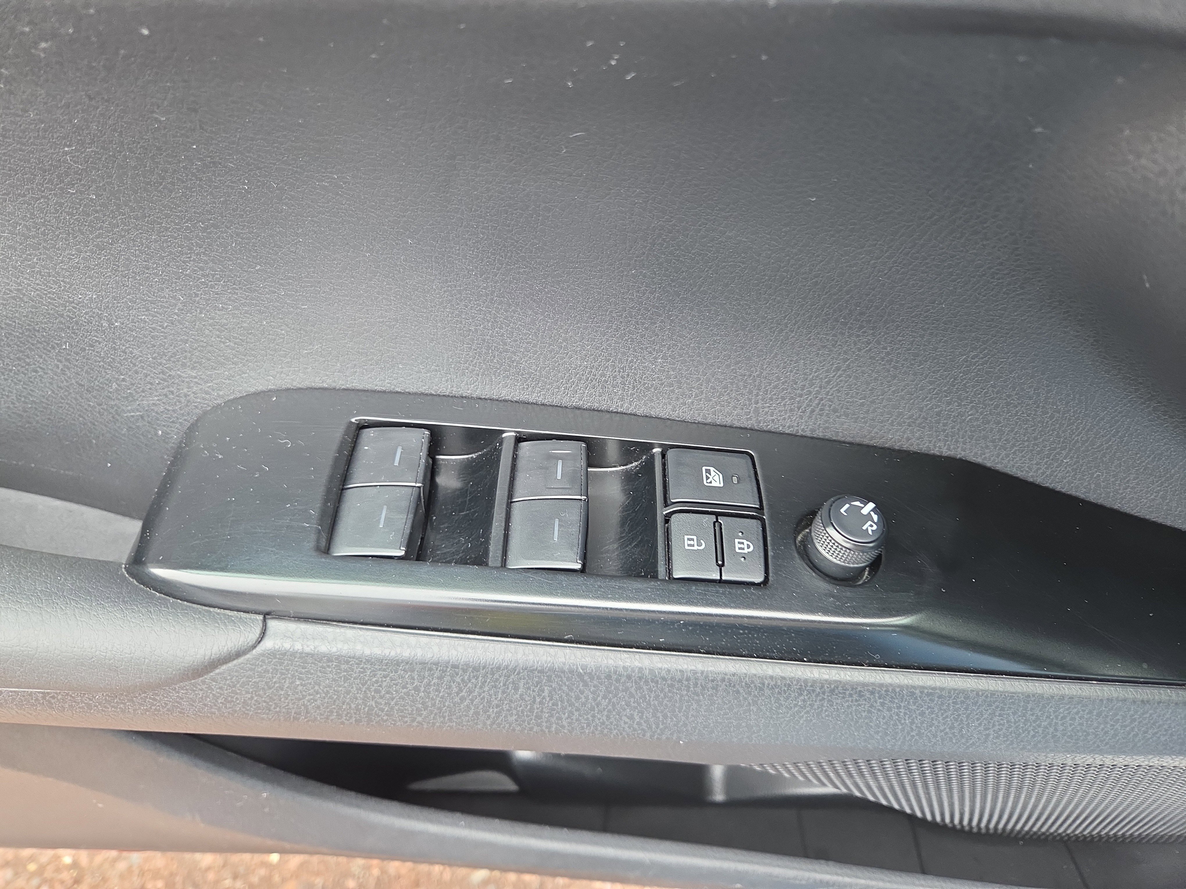 Certified 2025 Toyota Camry LE w/ Convenience Package image 29