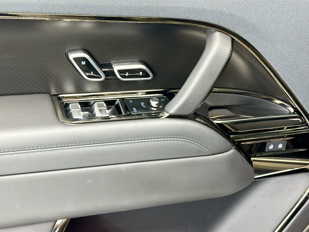 Used 2024 Land Rover Range Rover Sport SV Edition One Carbon Bronze image 22