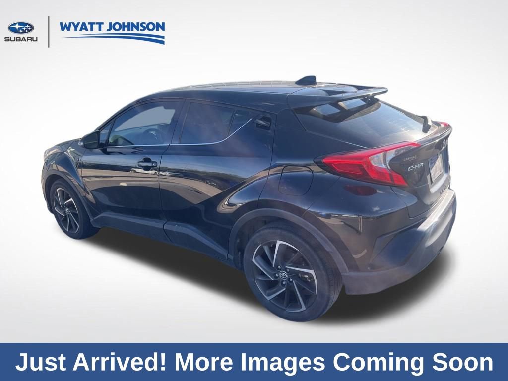 Used 2020 Toyota C-HR Limited image 5