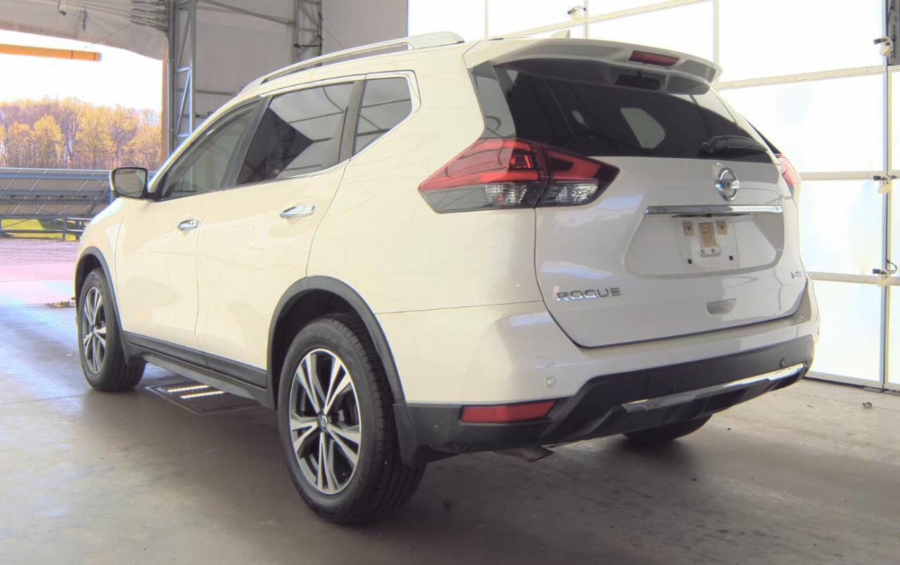 Used 2019 Nissan Rogue SV w/ Premium Package AWD/4WD image 5