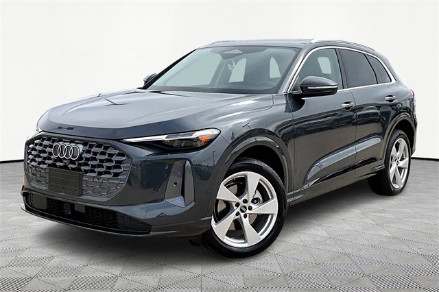 New 2025 Audi Q5 Premium Plus