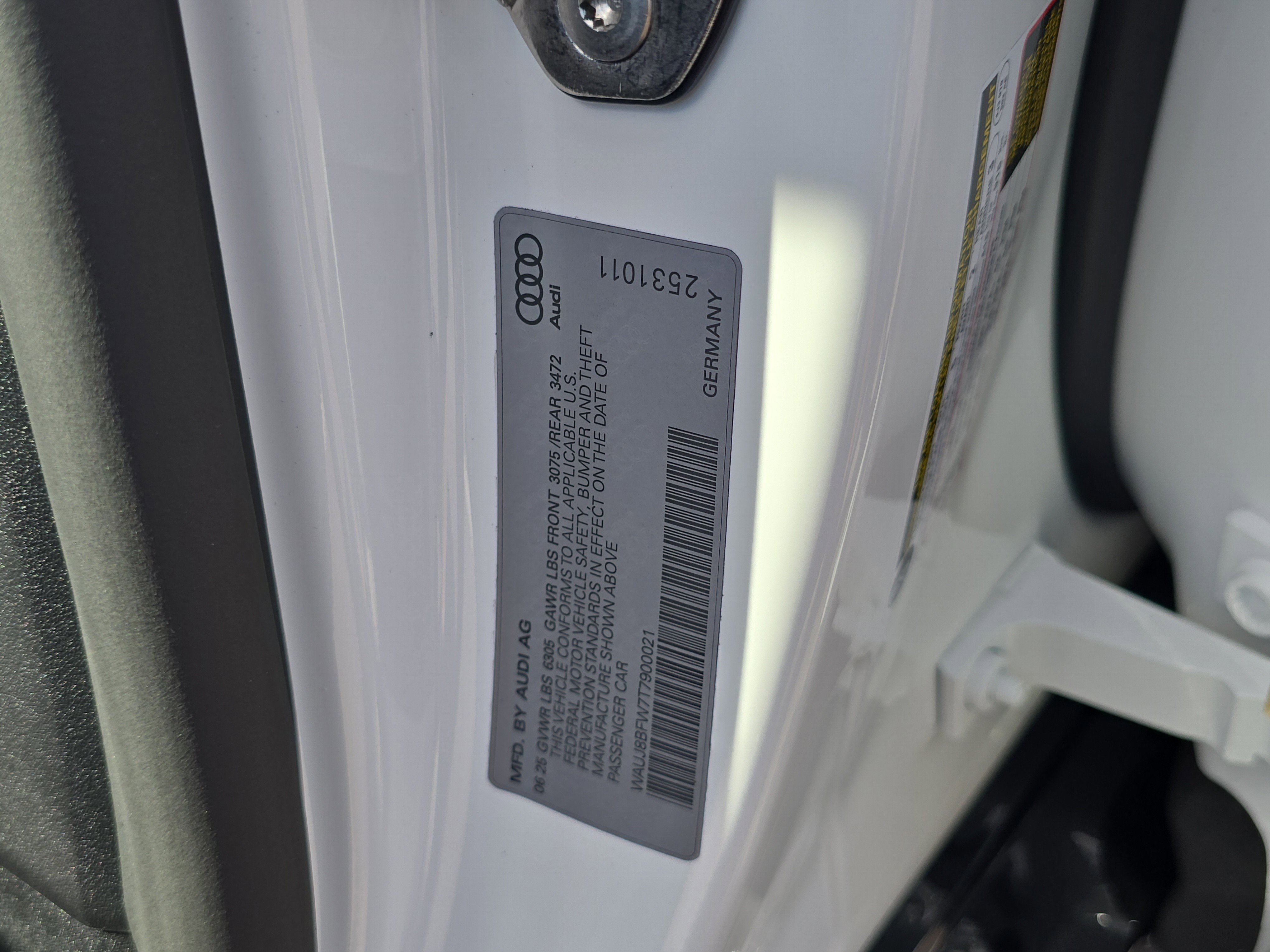 New 2026 Audi RS e-tron GT performance image 32