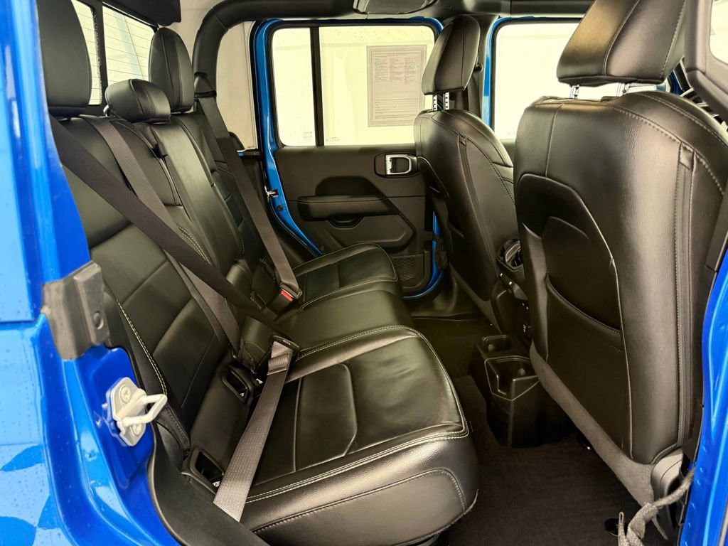 Used 2021 Jeep Gladiator Overland w/ Uconnect 4C Nav & Sound Group image 26