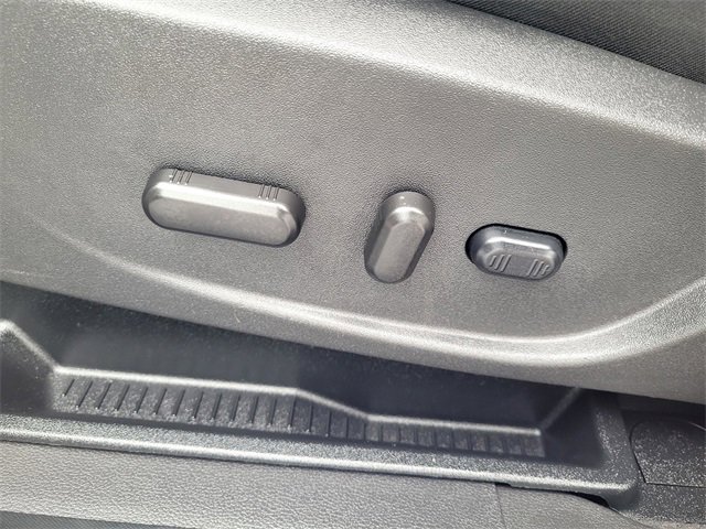 Certified 2018 Ford Escape Titanium w/ Ford Safe & Smart Package image 11